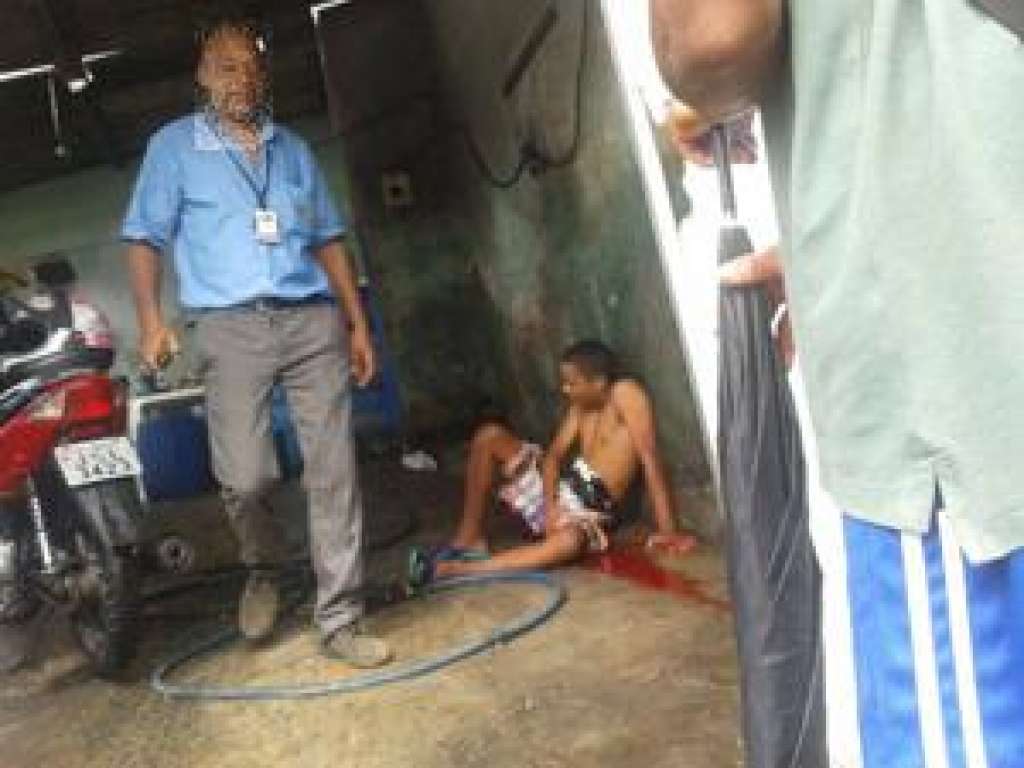 Homem é baleado dentro de Lava Jato em Camaçari