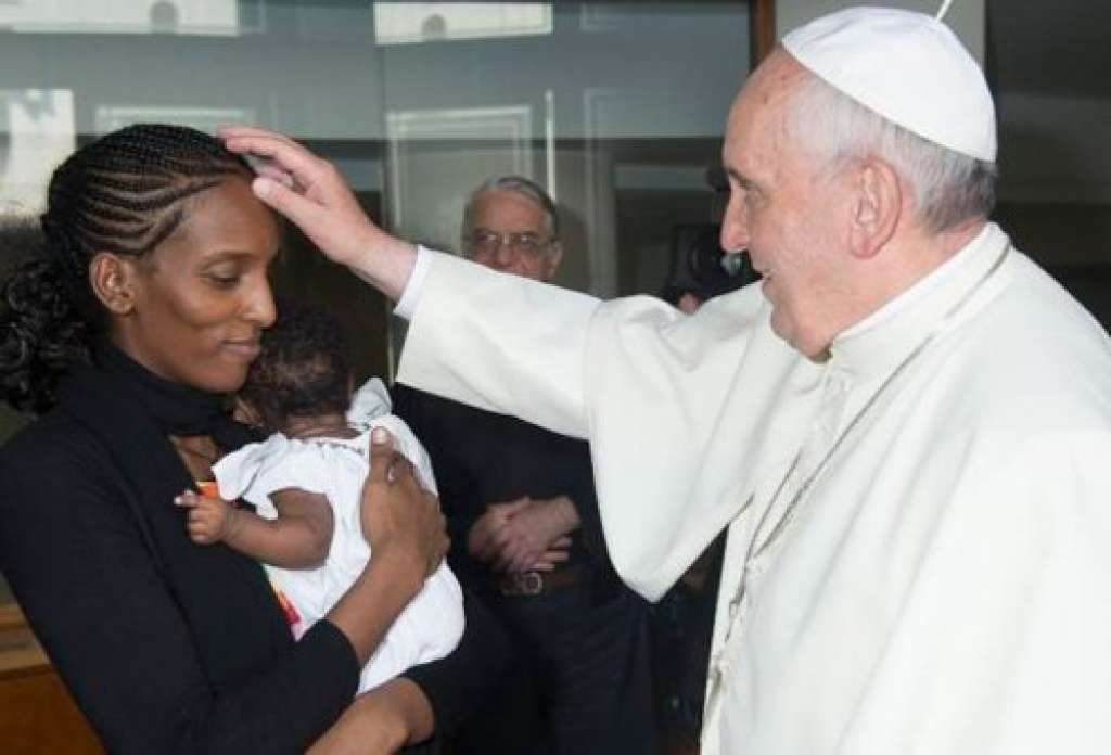 Papa Francisco abençoa sudanesa condenada à morte por ser cristã