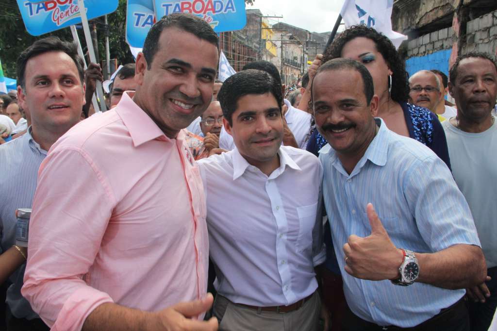 Elinaldo participa da maior festa cívica da Bahia