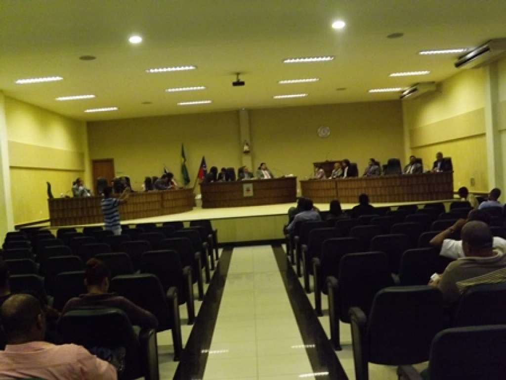 DENÚNCIA: Vaza suposto acordo entre vereadores de Candeias para ratear recursos da Câmara