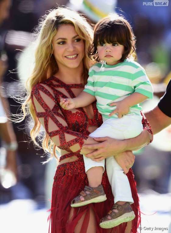 Vidente garante que Shakira está grávida de uma menina