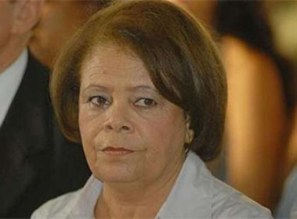 Ex-prefeita de Candeias é denunciada ao Ministério Público