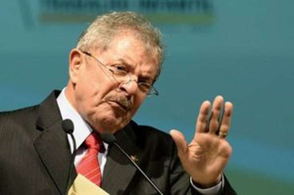 Lula critica informe ‘anti Dilma’ do Santander: “não entende porra nenhuma de Brasil”