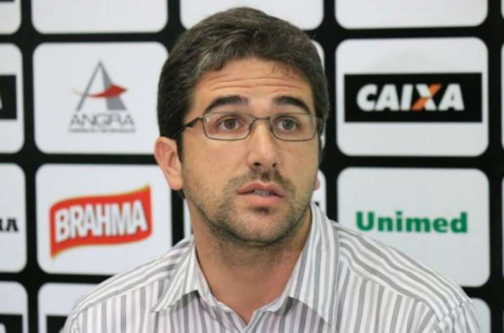 Novo Diretor do Bahia tem nome sujo e montou elenco do pior time da série A