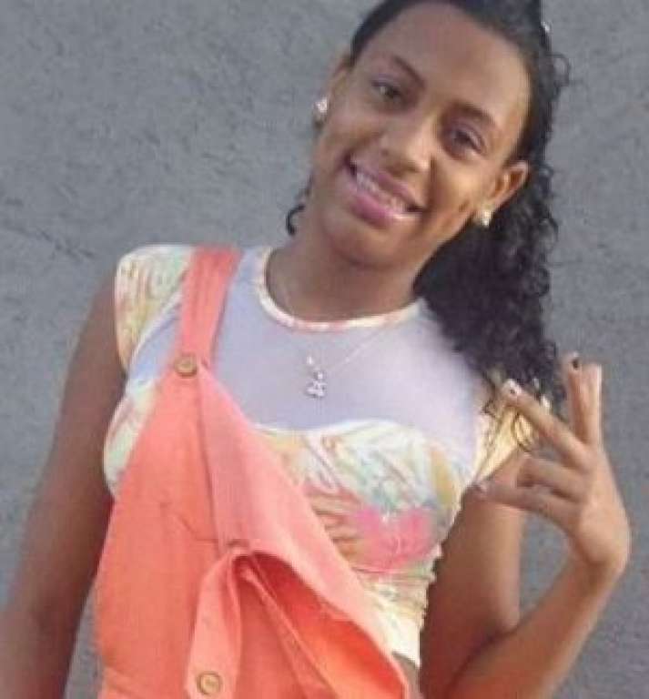 Adolescente de 15 anos é morta durante assalto em salão de beleza