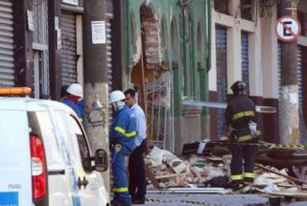Explosão deixa pelo menos cinco pessoas feridas em  São Paulo