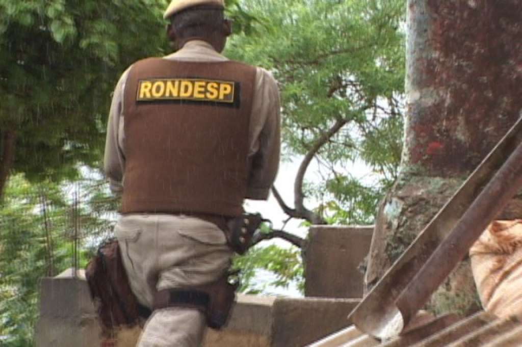 Policial da Rondesp é baleado por traficantes em Salvador