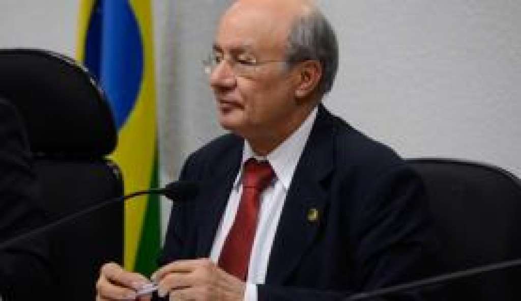 Relator nega ter participado de antecipação de perguntas na CPI da Petrobras