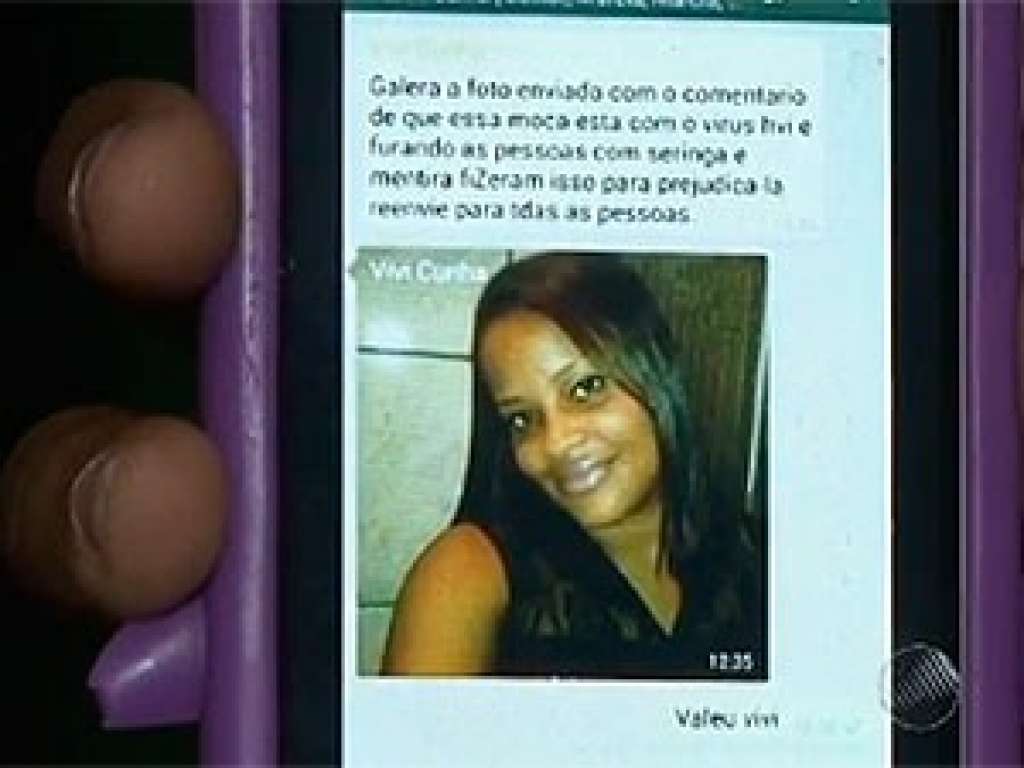 Mulher presta queixa após sua foto ser compartilhada em aplicativo como portadora de HIV
