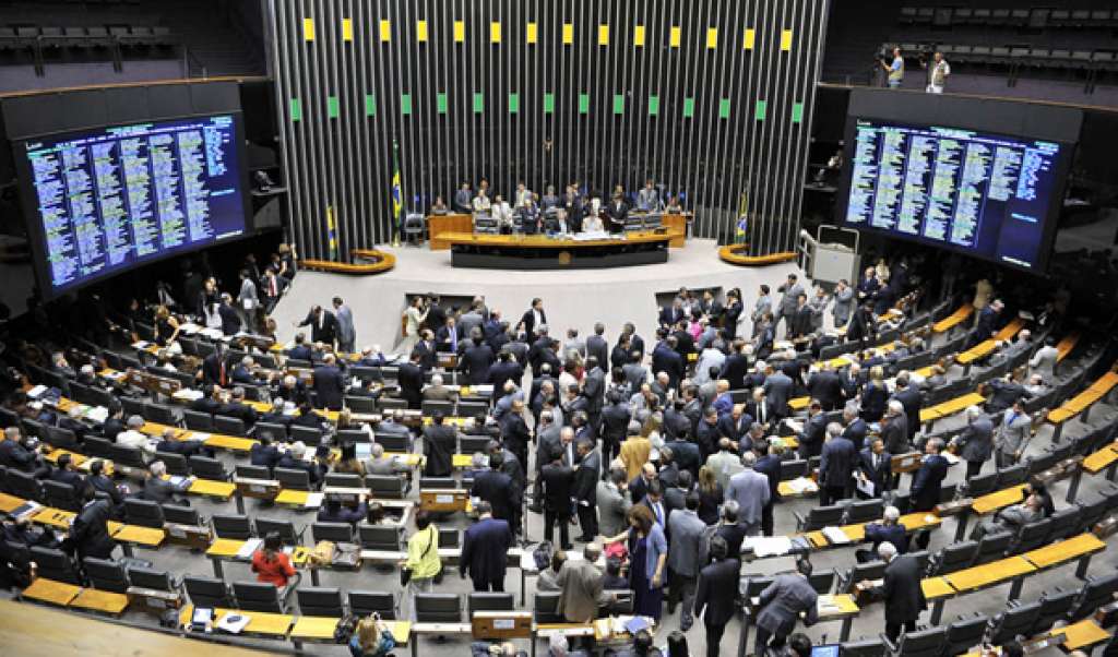 Senado arquiva processo que investigava suposta fraude em CPI da Petrobras