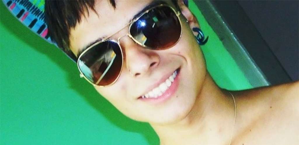 Jovem gay é encontrado morto com bilhete: “vamos acabar com essa praga”