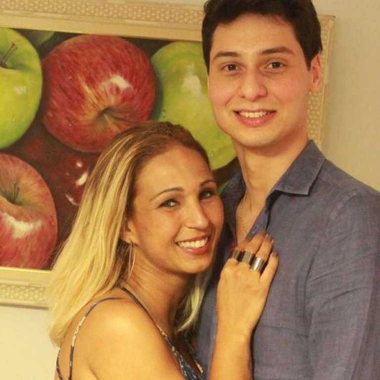 Valesca Popozuda confirma namoro com empresário de 26 anos : ‘Estou amando’