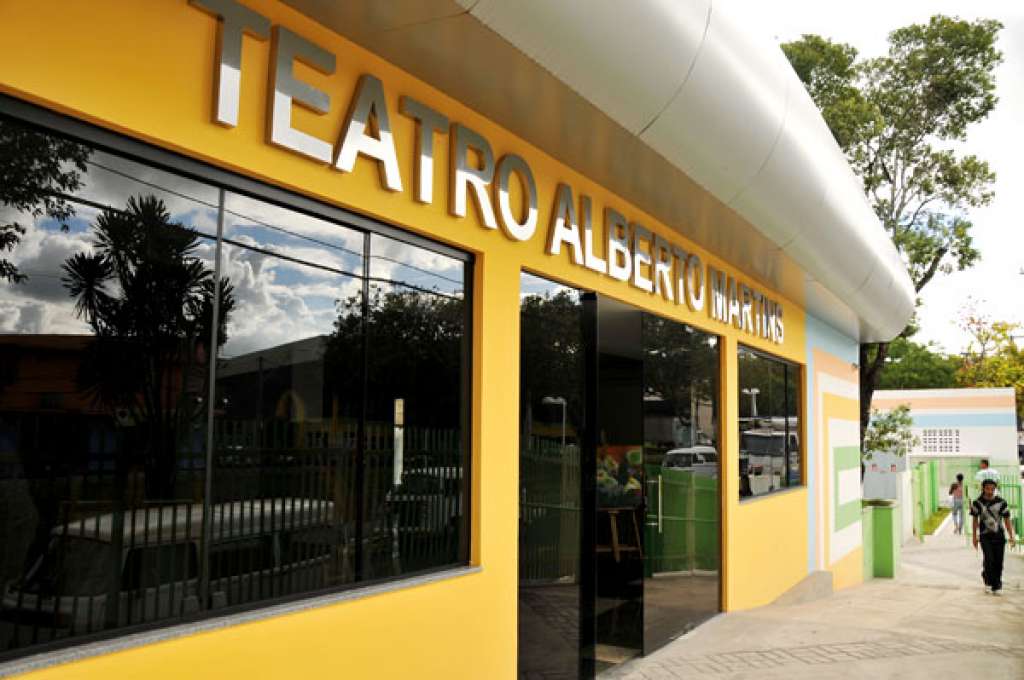 Camaçari: Teatro Alberto Martins comemora aniversário com uma vasta programação