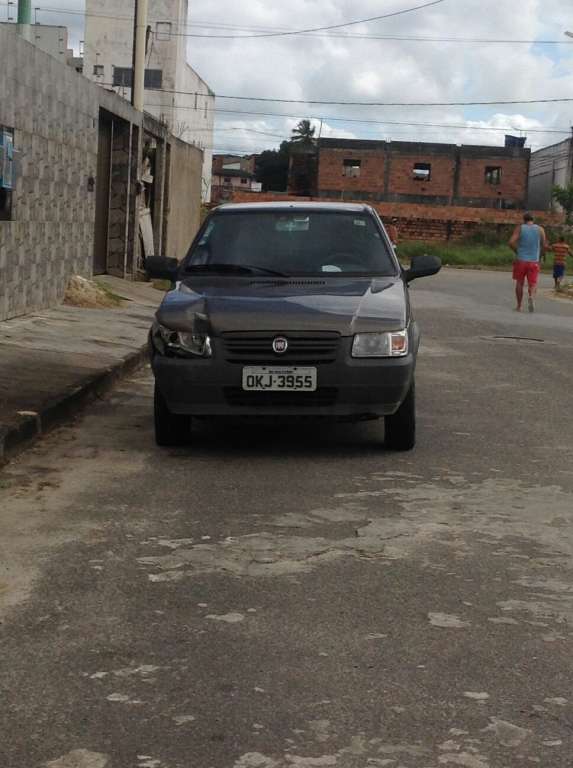 Carros roubados são recuperados em Simões Filho