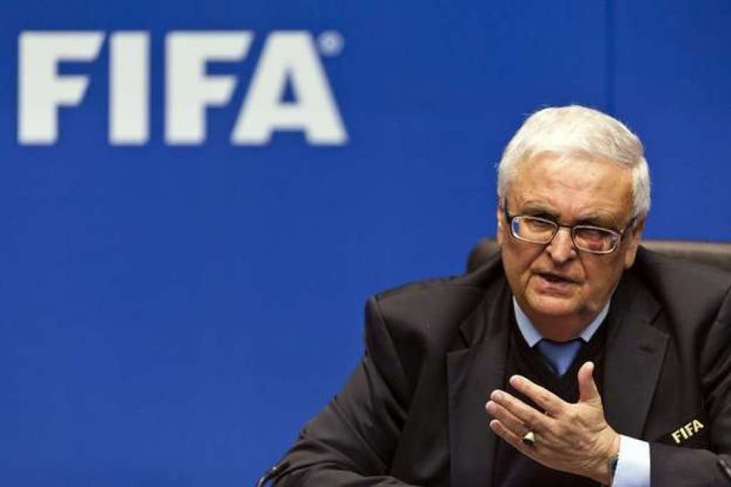Membro do Conselho Executivo da Fifa afirma que Copa de 2022 não será no Catar