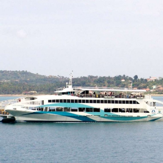 ferry ivetesangalo.jpg