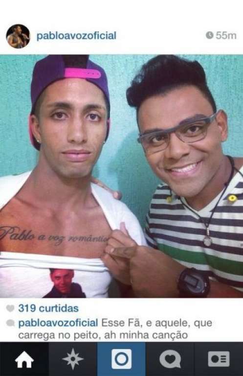 Fã tatua no peito homenagem a Pablo