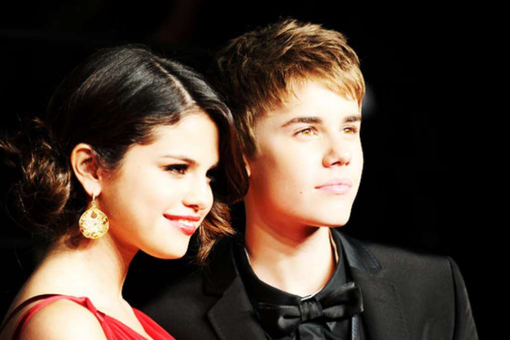 Justin Bieber e Selena Gomez ficam noivos secretamente