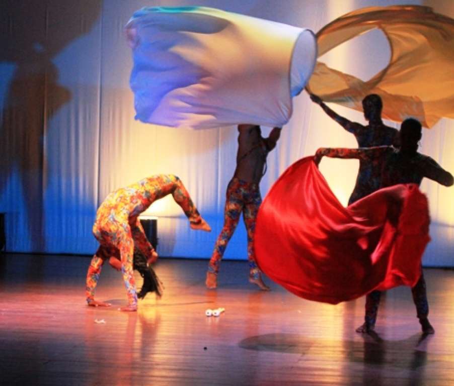 Prazo para matrículas nas oficinas de dança e teatro na Cidade do Saber é prorrogado