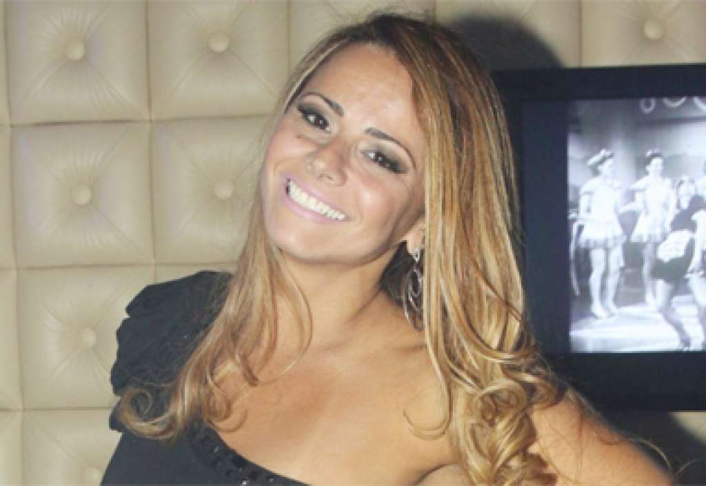 Polícia identifica quem criou boato de vídeo de sexo com Viviane Araújo