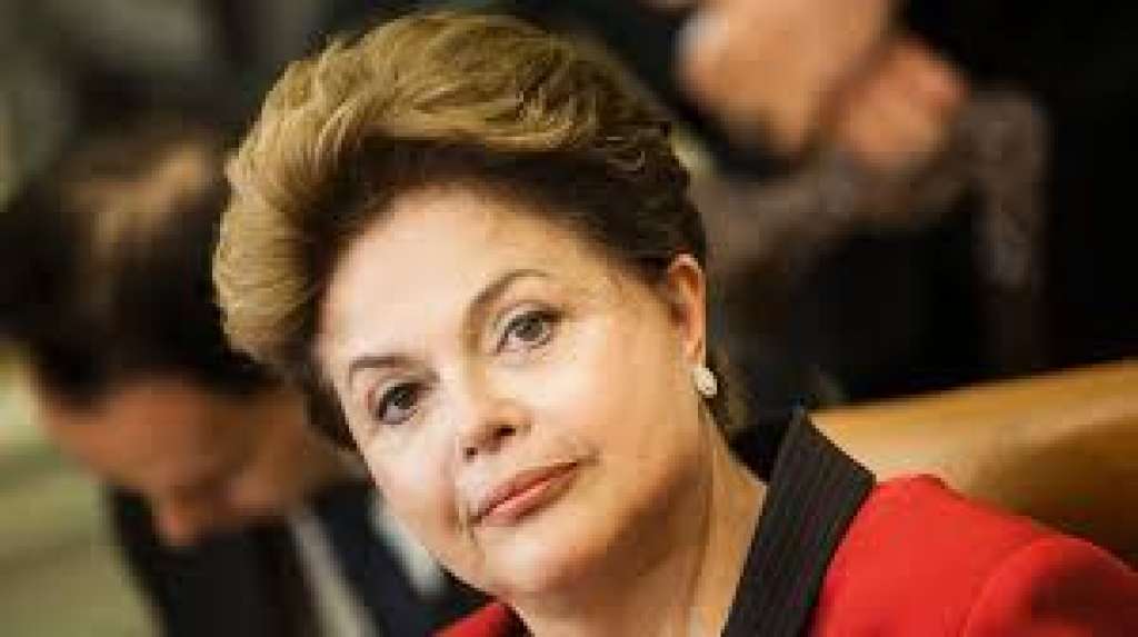 Dilma diz que pichação na sede da Editora Abril é ‘barbárie’