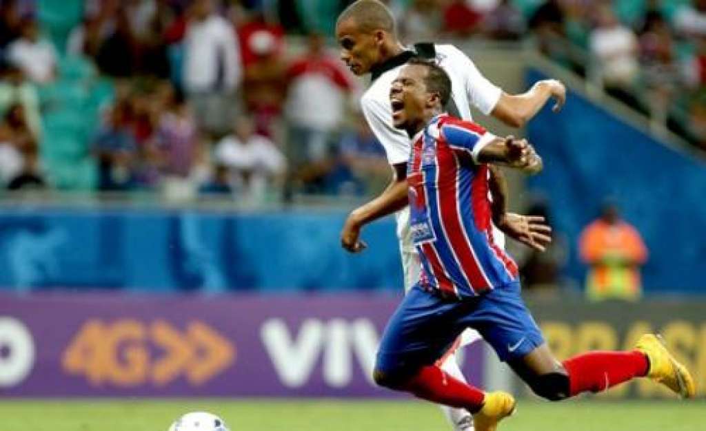 Bahia perde para o Atlético Paranaense e está prestes a cair para a série B