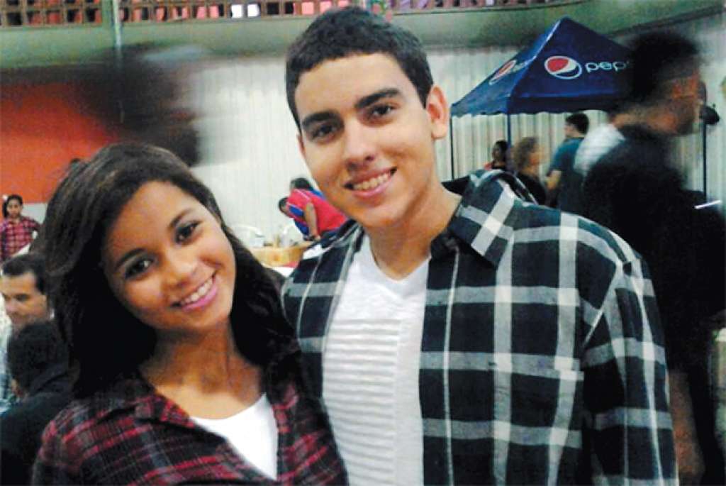 Estrada do Coco: Jovem morre em acidente após matar a namorada a facadas
