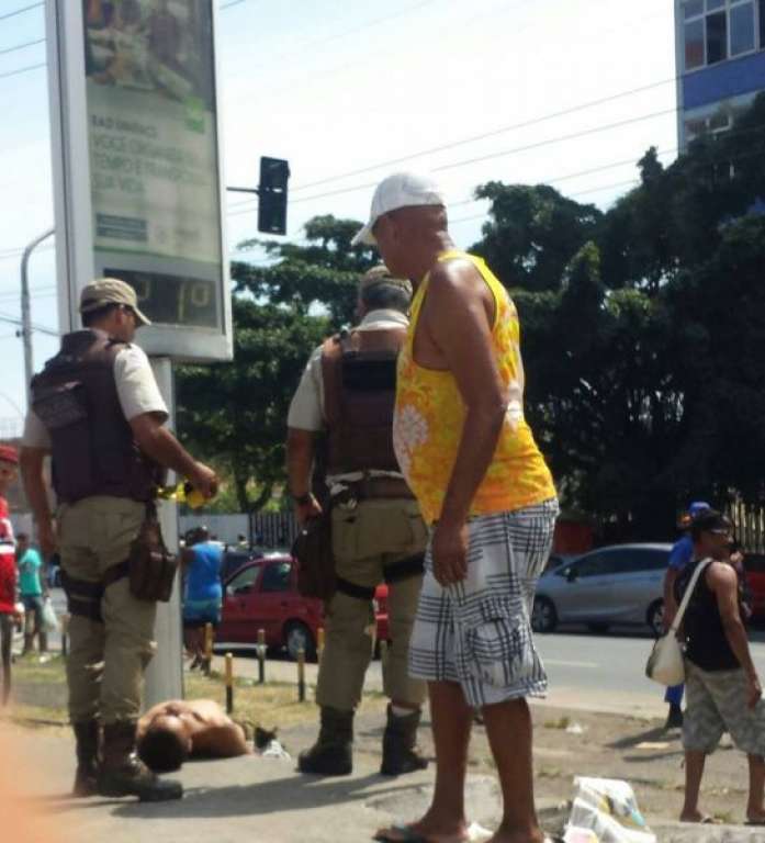 Homem  morre atropelado após praticar assalto em  Salvador