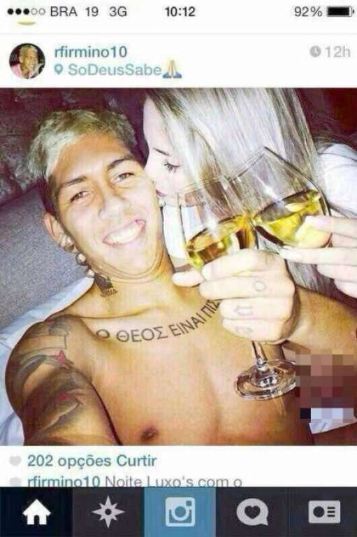 Jogador da Seleção Brasileira posta selfie e comete gafe ao mostrar momento íntimo com a noiva