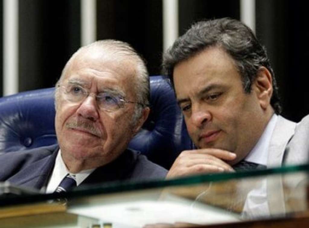 Sarney já tinha revelado que votaria em Aécio Neves, diz colunista