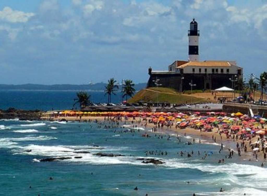 Salvador tem nove praias impróprias para banho no feriadão