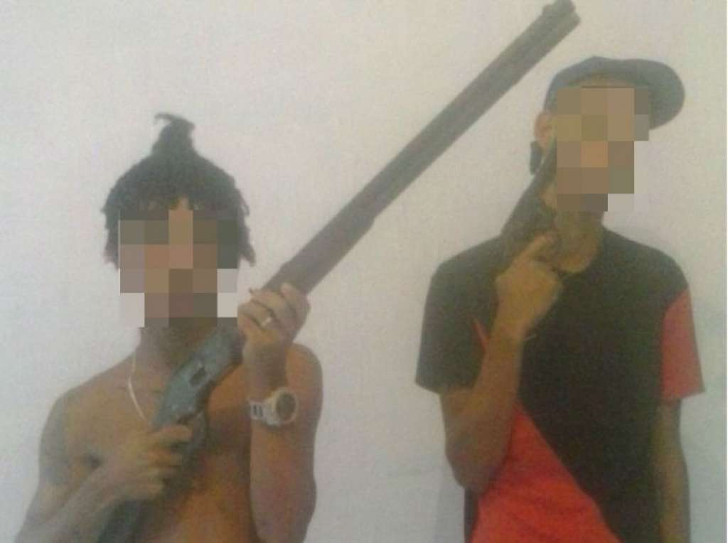 Polícia apreende adolescente que comandava tráfico em bairro de Salvador