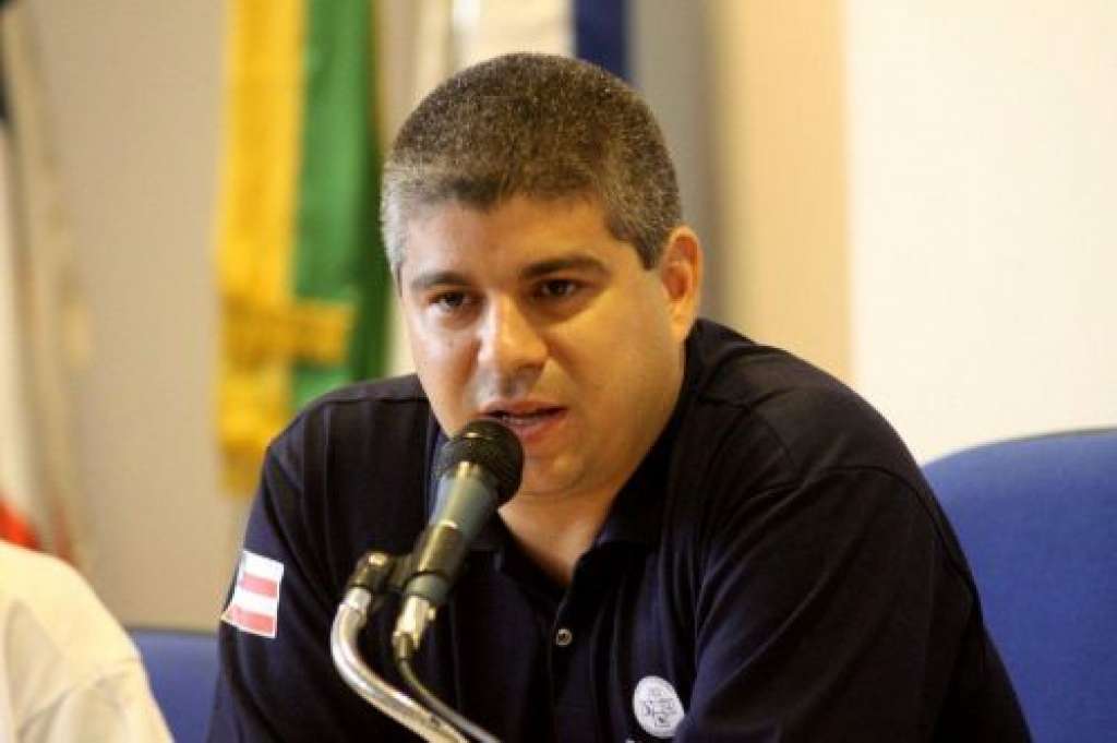 Comandos das polícias Militar e Civil não foram indicados, afirma Barbosa