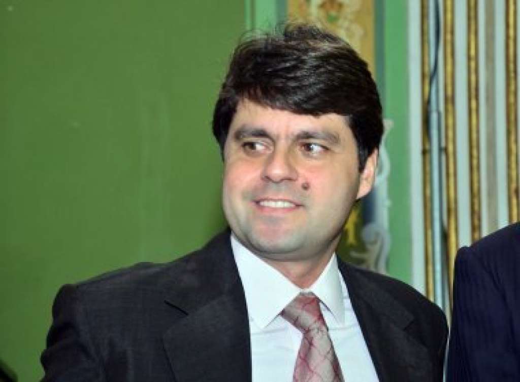 Paulo Câmara é reeleito presidente da Câmara de Salvador