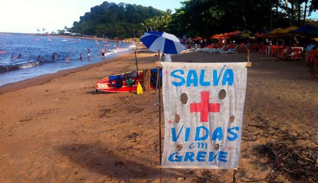Turista  morre afogada durante greve de salva-vidas no sul do estado