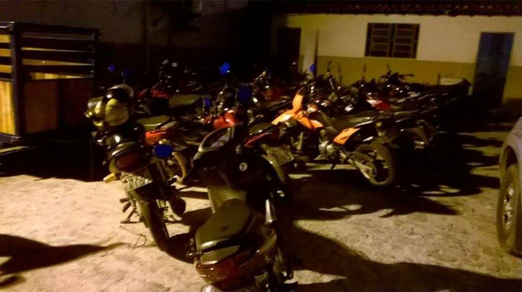 Simões Filho: motos irregulares são apreendidas em operação da PM