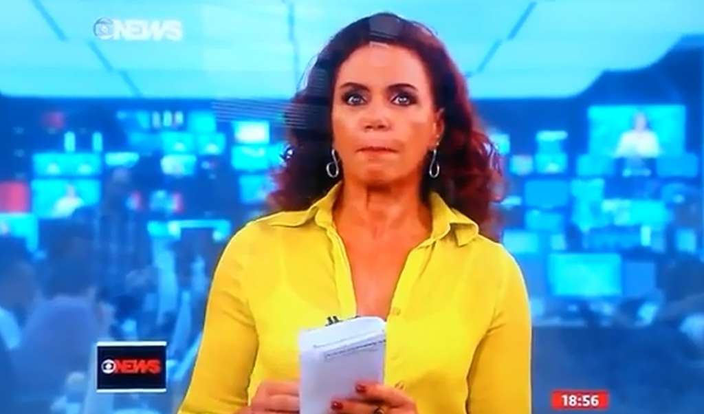 “É bonitão” Jornalista da Globo News comete gafe ao vivo durante transmissão do carnaval