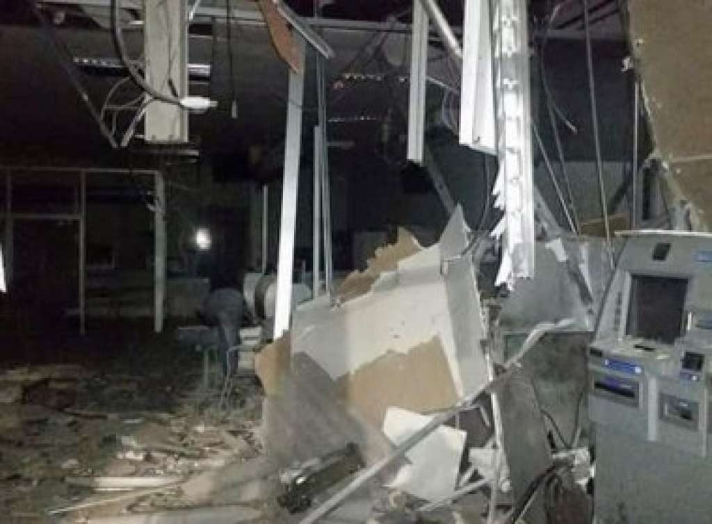 Caixas eletrônicos são explodidos em São Gonçalo dos Campos