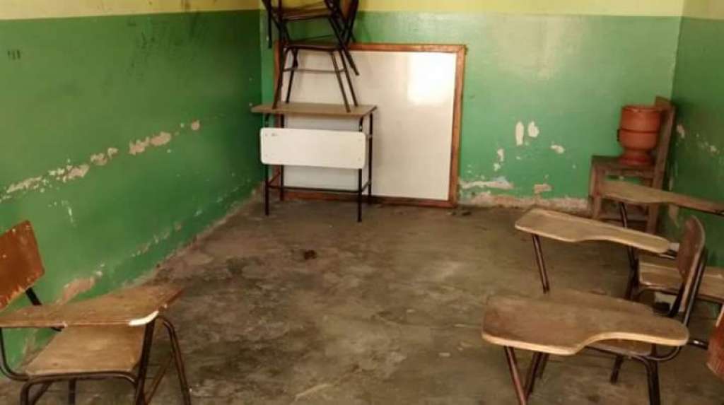 Correntina: professores em greve e escolas em decadência