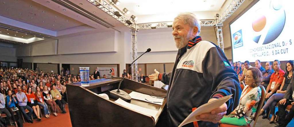 Lula critica lei da terceirização: ‘Mão de obra quase escrava’