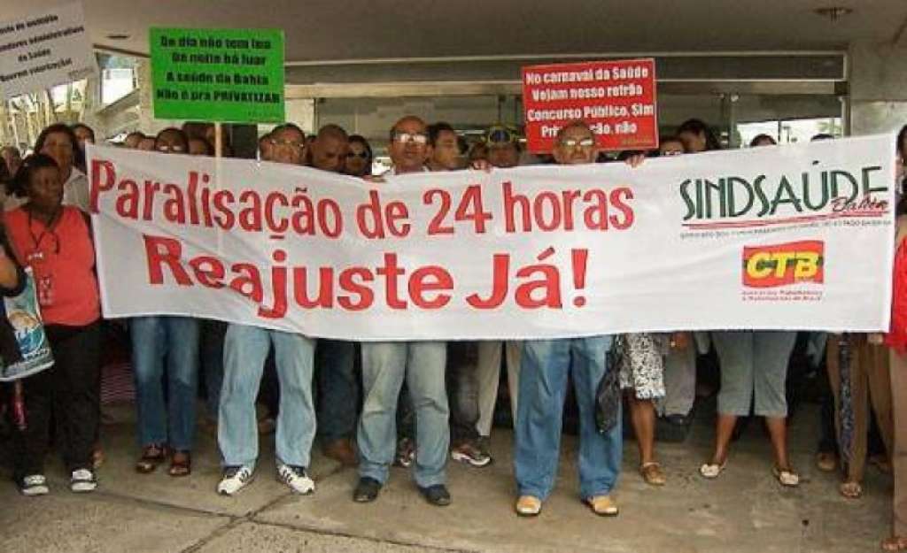Servidores da saúde param por 24 horas na Bahia