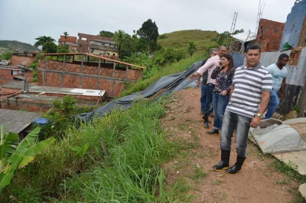 Candeias: após chuvas, prefeito pretende decretar estado emergência