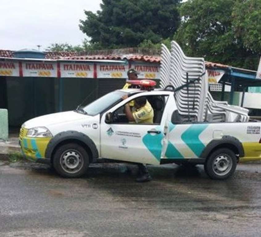 Carro da STT em Camaçari é flagrado em suposto ‘desvio de função’
