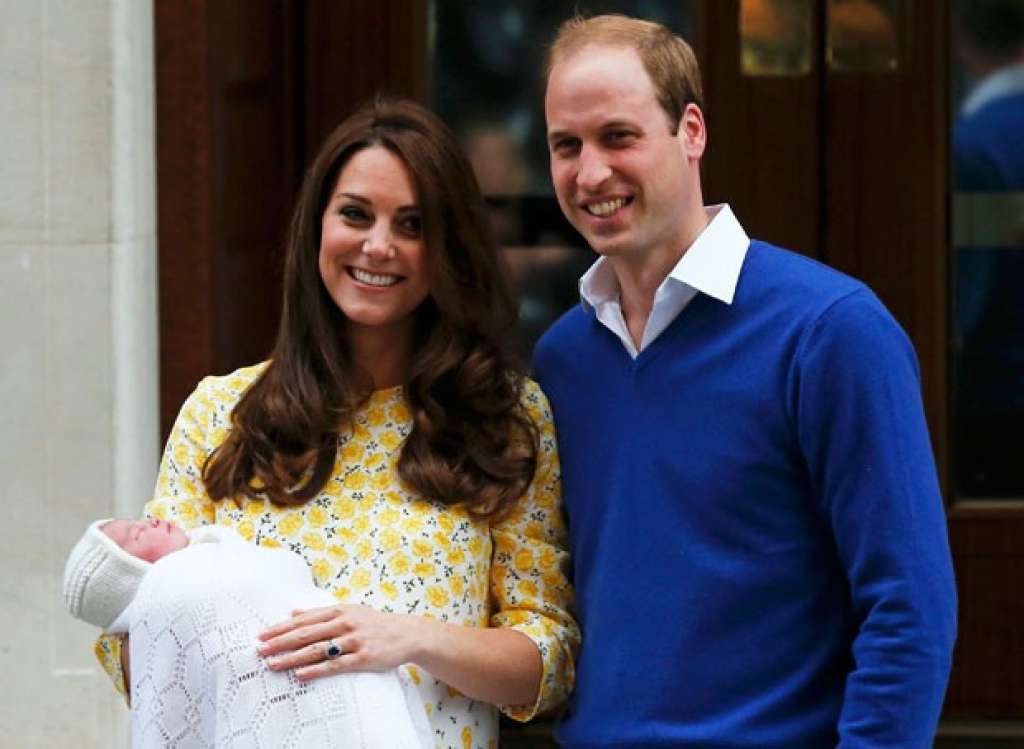 Kate Middleton e Príncipe William deixam hospital com a filha;nome da criança ainda não foi divulgado