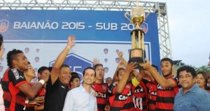 3393,vitoria-e-campeao-baiano-sub-20-de-2015-3