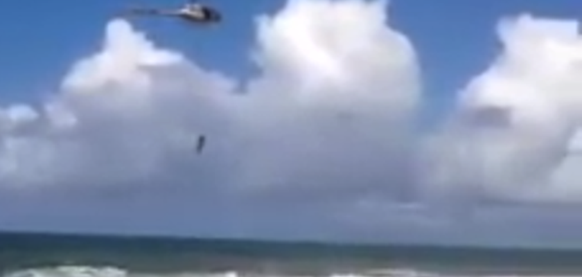Pescadores são resgatados por helicóptero da PM em Jauá