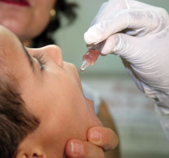 Vacinação contra polio