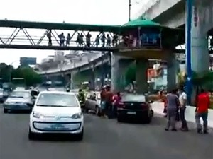 Homem é baleado após tentativa de assalto em passarela na Avenida Bonocô