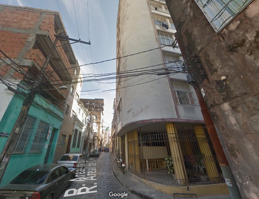 Idosa morre ao cair de 9º andar de prédio em Salvador