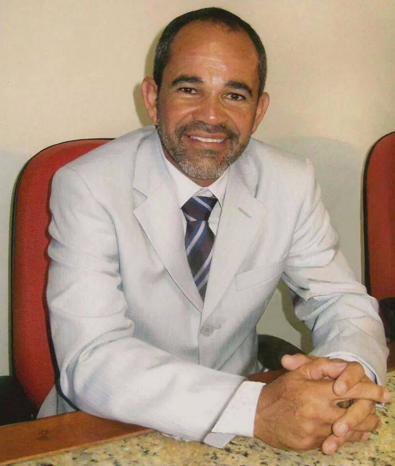 “A Câmara de Simões Filho está sem comando”, alfineta vereador João Contador